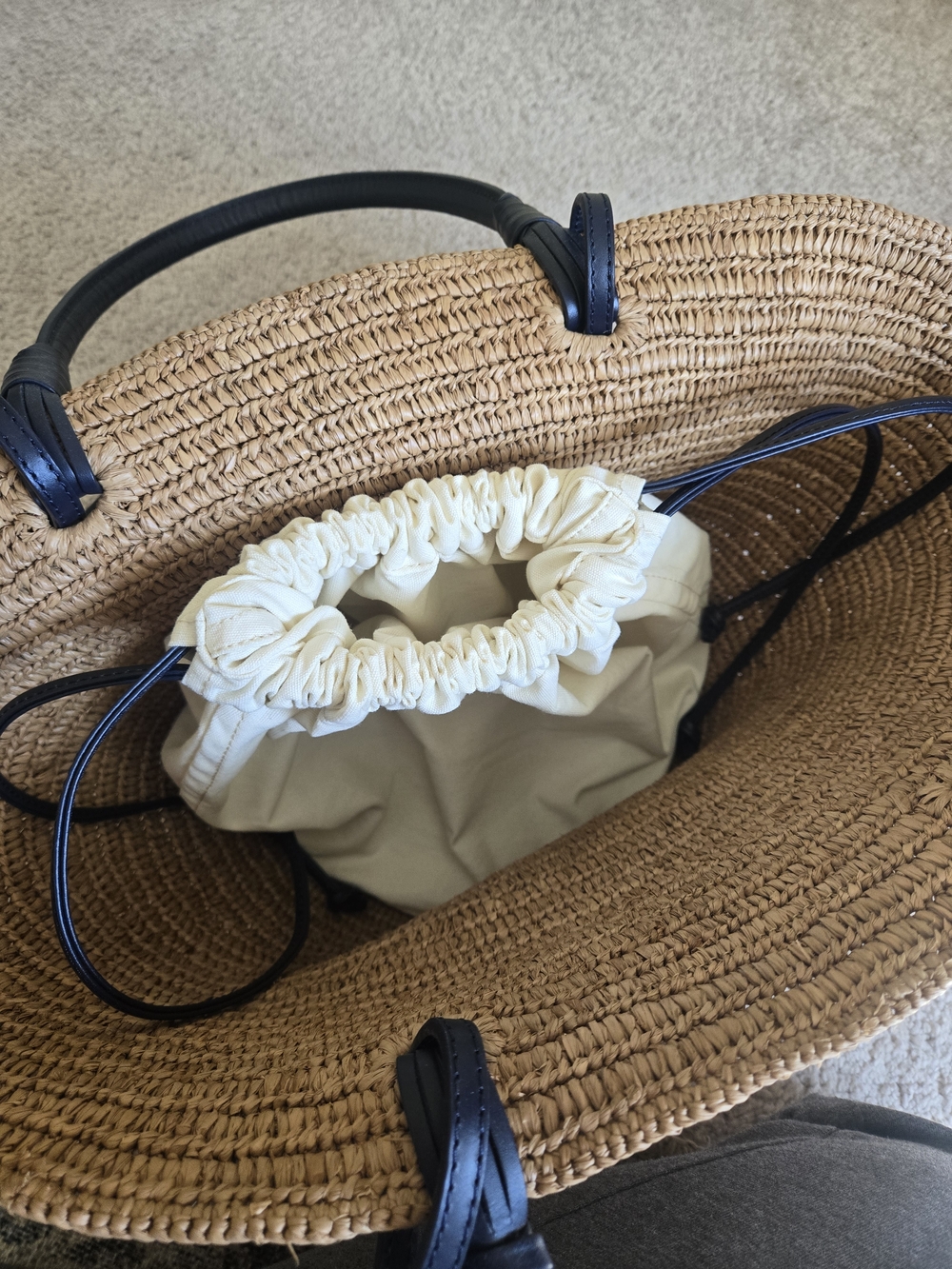 Sezane- Justine Basket Bag- Deep natural navy raffia - Picture 6 of 9